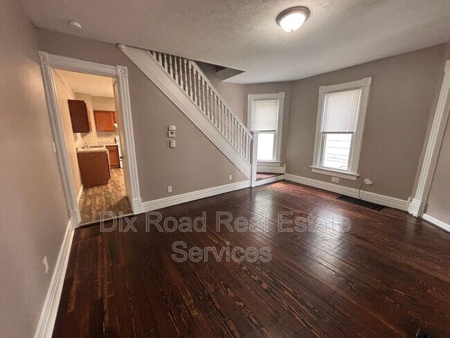 Building Photo - 67 S McGee St