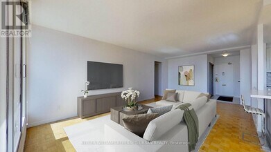 Building Photo - 14 Neilson Dr