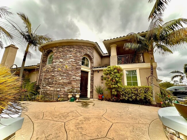 Building Photo - Exquisite Vina Del Mar home in Spanish Hills