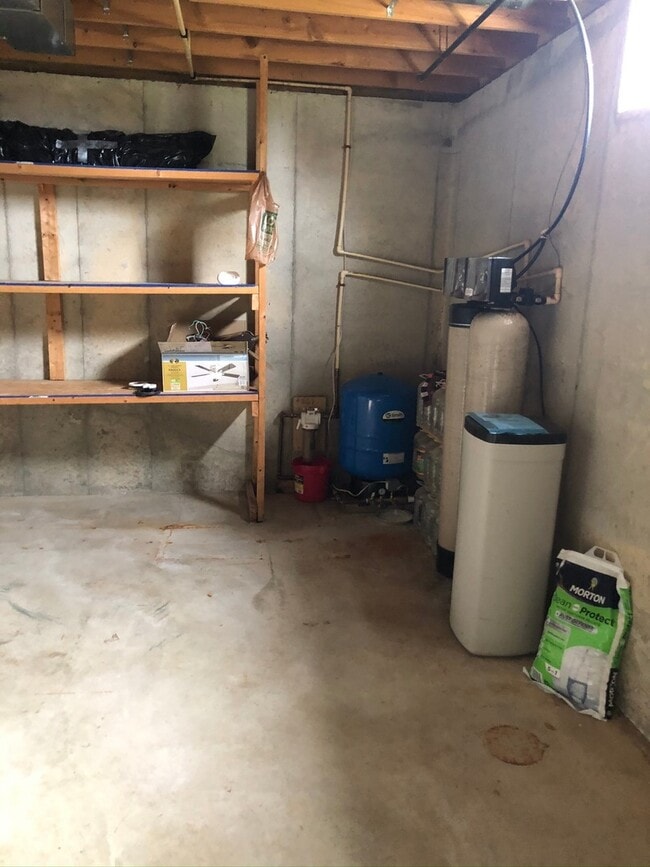 Building Photo - COMING SOON - Country Setting located betw...