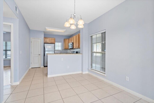 Foto del edificio - 6810 Deatonhill Dr