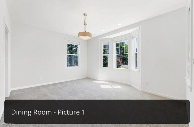 Building Photo - 5 br, 2.5 bath House - 6276 119th Avenue S...