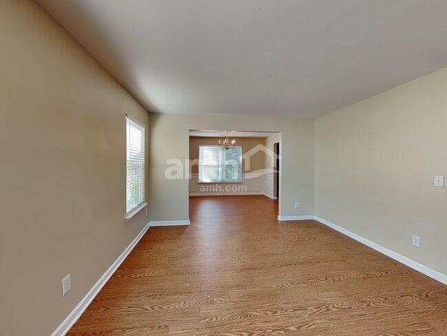 Foto del edificio - 3073 Running River Ct