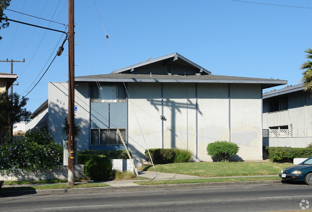 Building Photo - 611 W Channel Islands Blvd