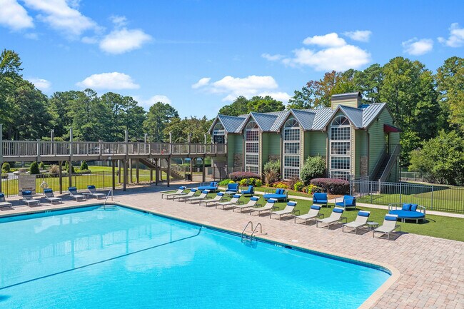 Building Photo - Arrive Vinings