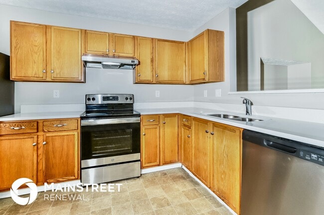 Building Photo - 6226 Maravian Dr