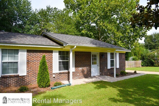 Foto del edificio - 3 br, 1 bath House - 180 Drew Street