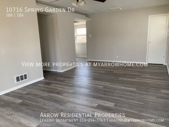 Foto del edificio - 10716 Spring Garden Dr