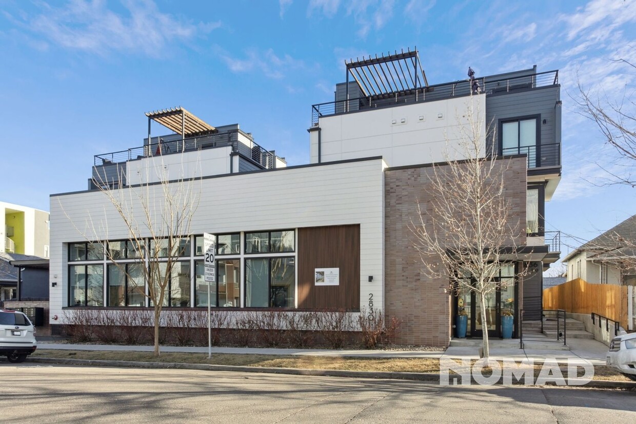 Foto principal - Charming 2BR Townhome in Denver