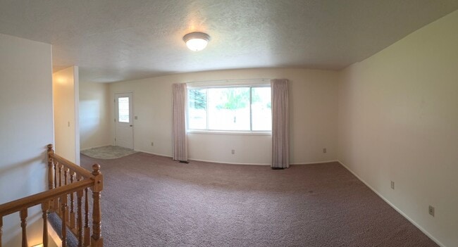 Foto del edificio - 3 bed, 3 bath Home in Sunnydell area Rexburg