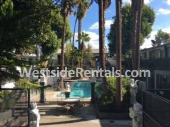 Foto principal - 7215 Hillside Ave