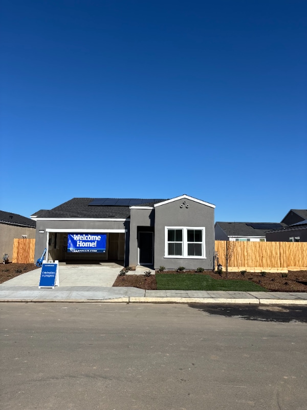 Building Photo - 6088 E Giavanna Ave