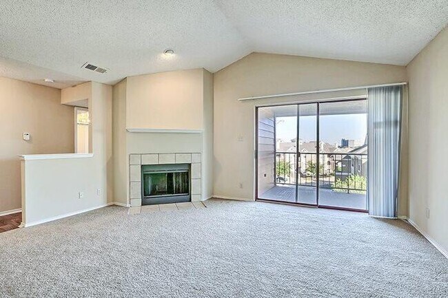 Foto del edificio - 6306 N MacArthur Blvd