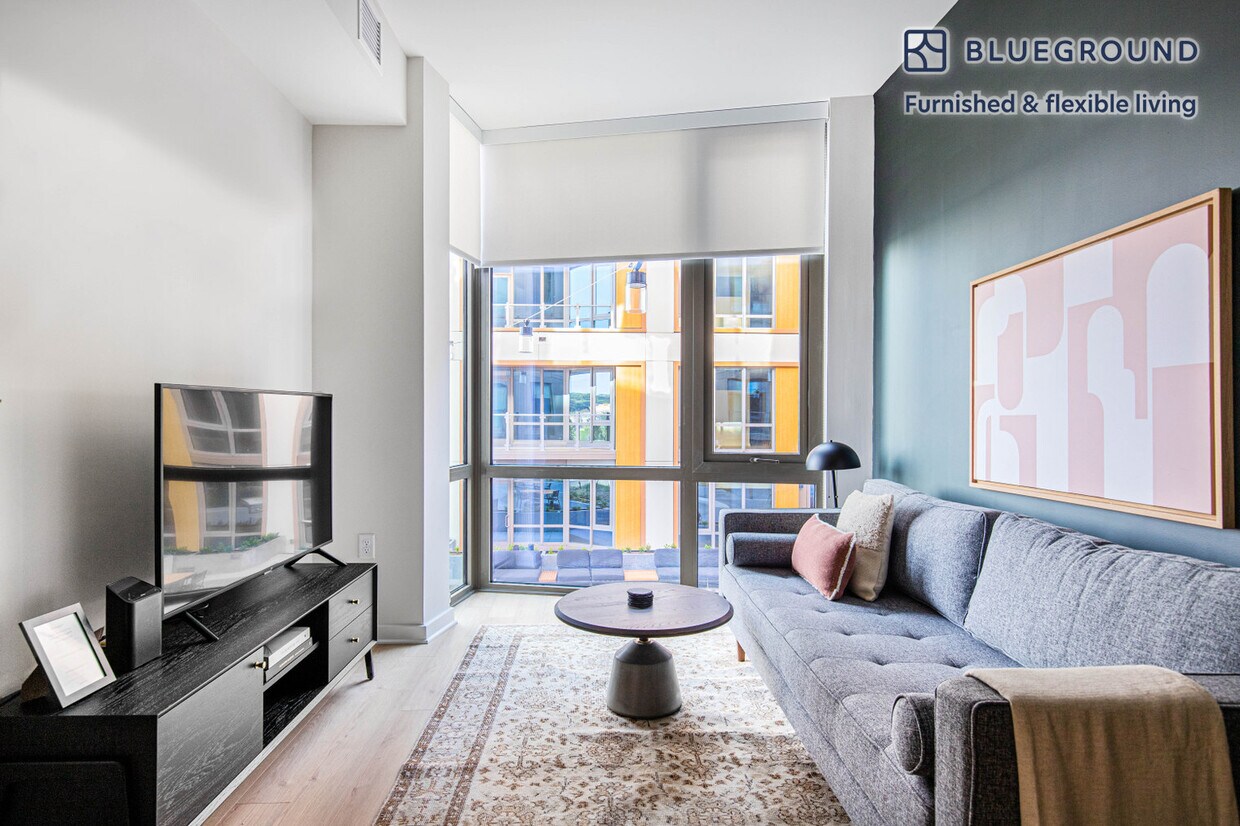 Foto principal - 2121 1st St