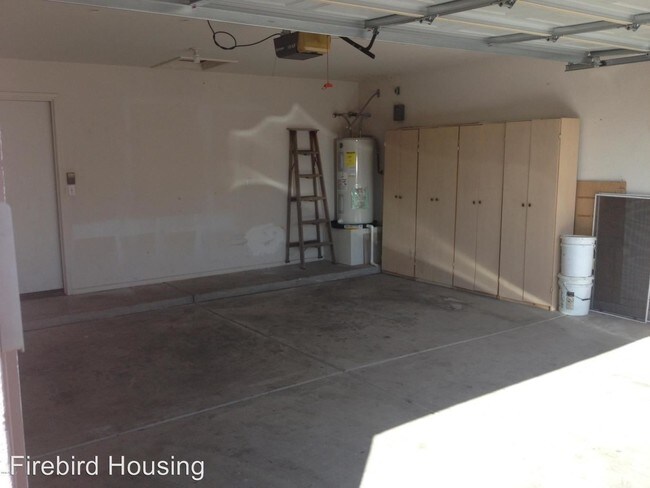 Building Photo - 3 br, 2 bath House - 1270 S Wagon Wheel Dr