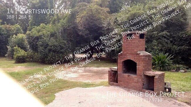 Foto del edificio - 141 Curtiswood Ave