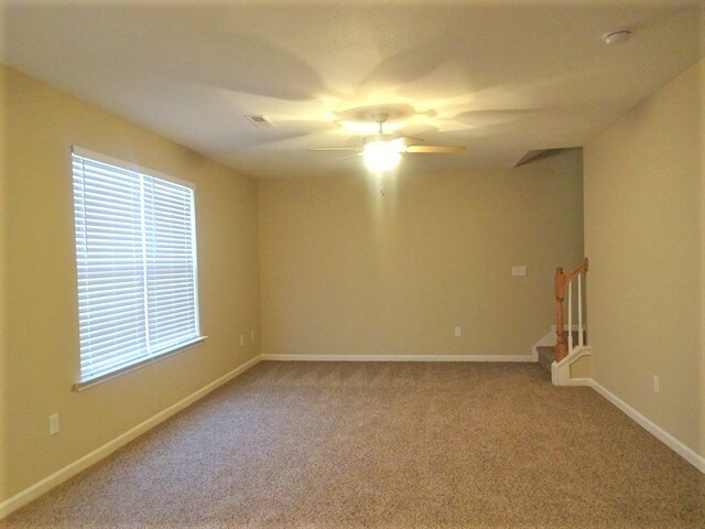 Foto del edificio - 129 Midwood Road