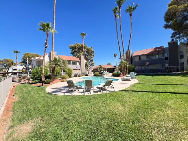Building Photo - Charming home located in  Henderson