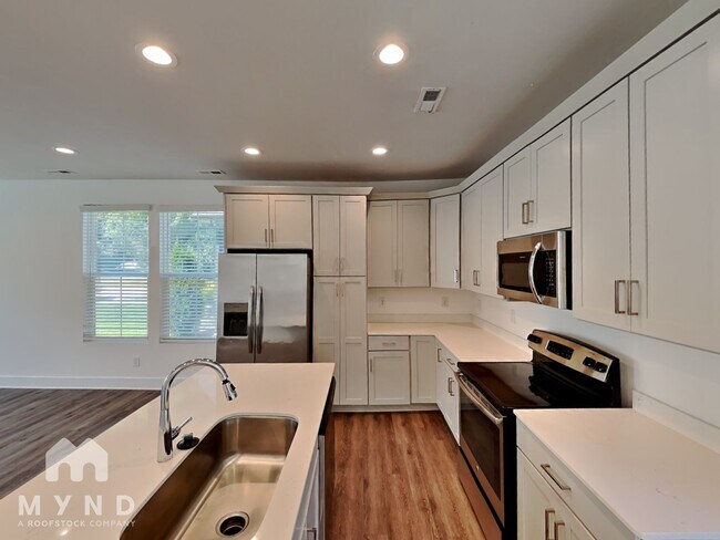 Foto del edificio - 3913 Ironwood St
