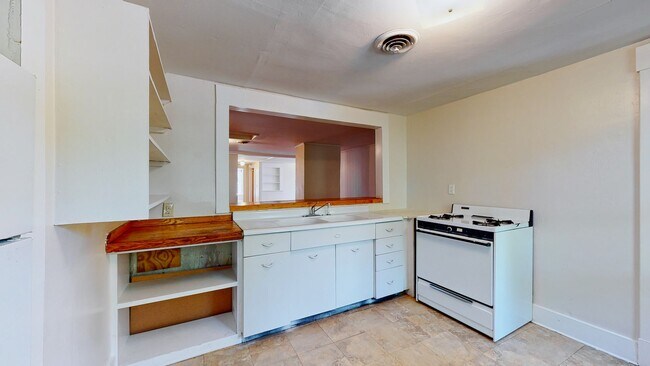 Foto del edificio - Spacious Apartments in Prime East Rock by ...