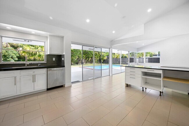 Foto del edificio - 2015 NE 198th Ter