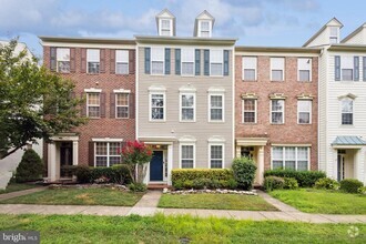 Building Photo - 42753 Stadler Ln