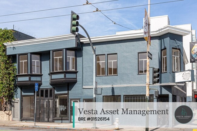 Building Photo - 190 8th St