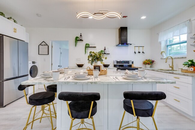 Foto del edificio - 774 NW 49th St