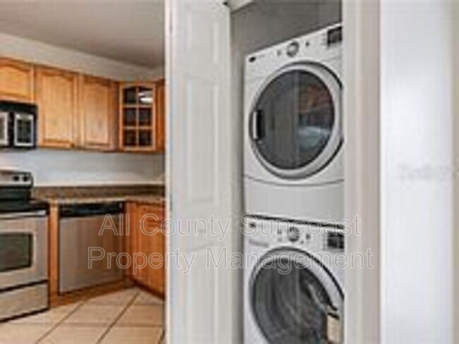 Foto del edificio - 5196 Beach Dr SE