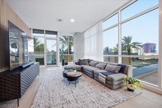 Building Photo - 4575 Dean Martin Dr