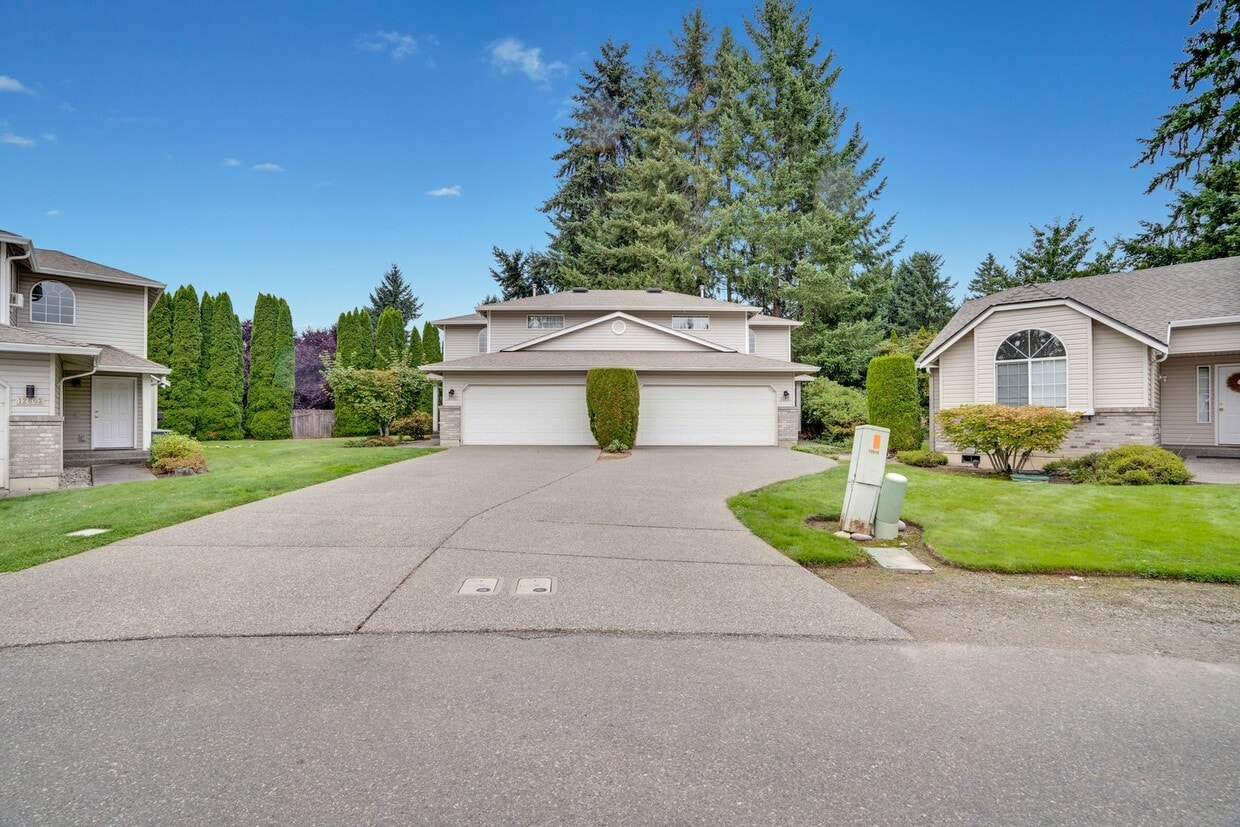 Primary Photo - 3bd/2ba Duplex in Puyallup