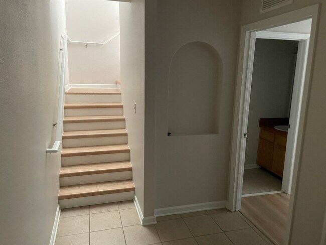 Foto del edificio - 2315 Timber Oak Ln