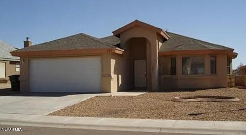 Primary Photo - 103 Desert Sage Ct