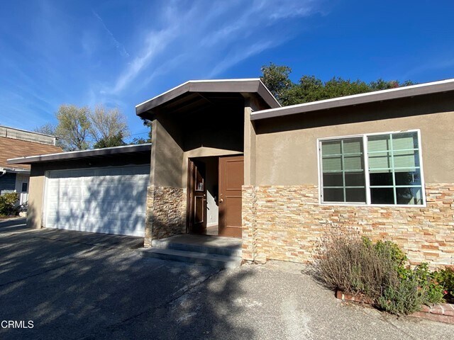 Foto principal - 4410 1/2 Briggs Ave