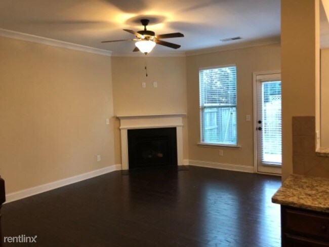 Building Photo - 3 br, 3 bath Townhome - 955 Firethorne Pass