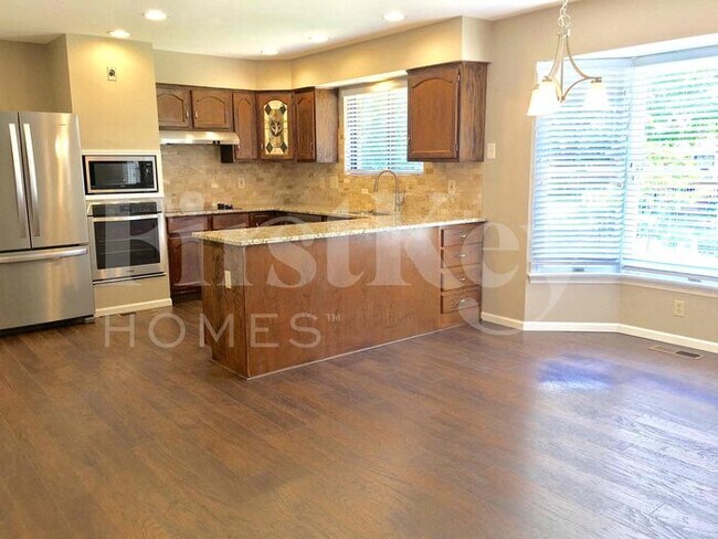Building Photo - 15426 Cousteau Dr
