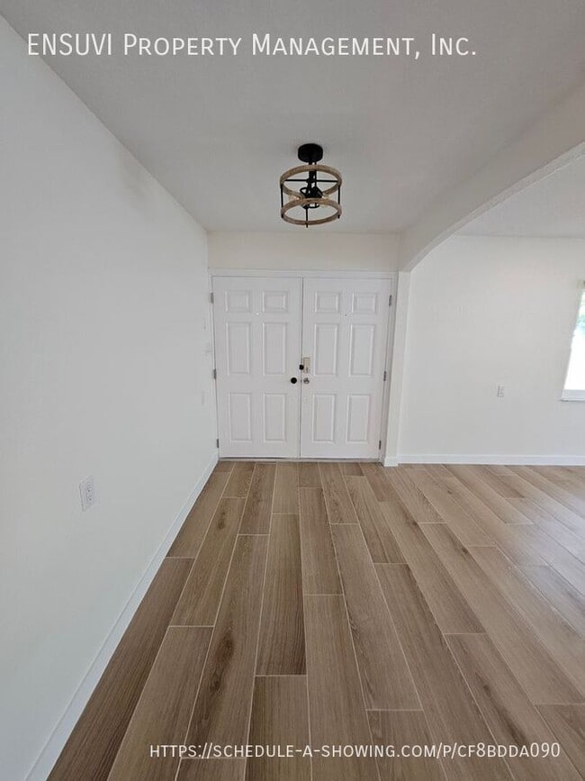 Photo - 1018 Spindle Palm Way House