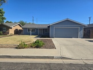 Building Photo - 946 Moffat Dr