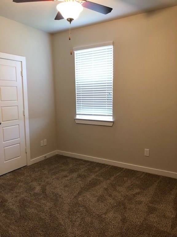 Building Photo - 1006 Sierra Vista Ct
