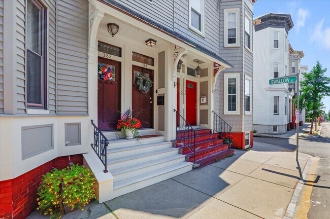 Building Photo - 134 I St