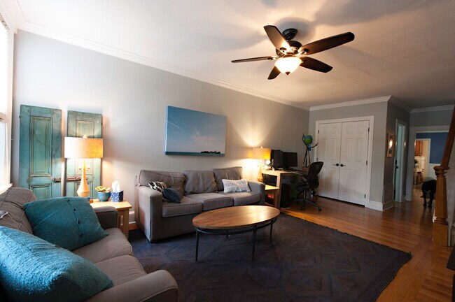 Foto del edificio - 1809 Lovering Ave