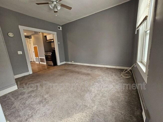 Building Photo - 67 Farnum Pike