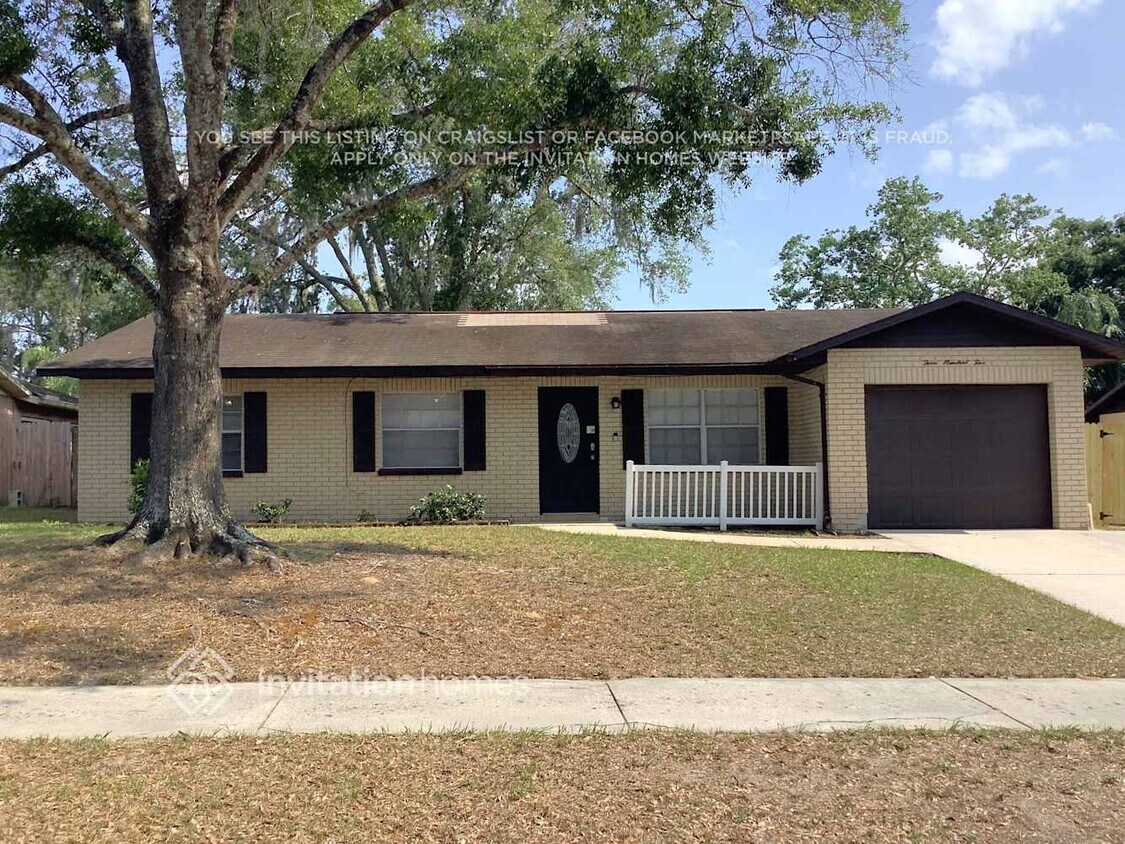 Primary Photo - 305 Spring Creek Ave