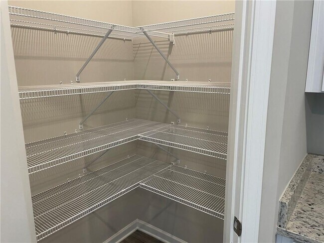 Foto del edificio - 4636 Waxwing St