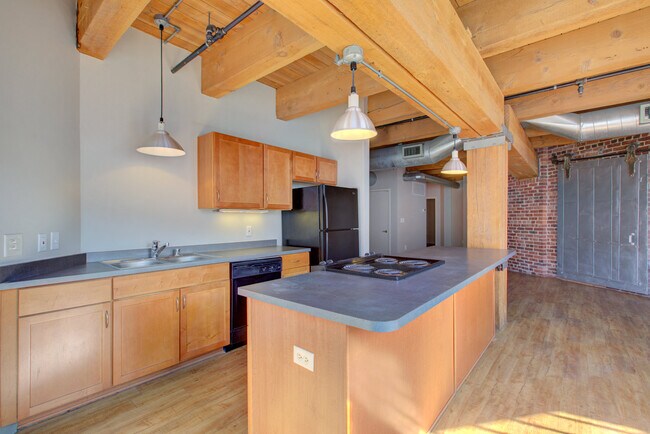Foto del edificio - Clocktower Lofts