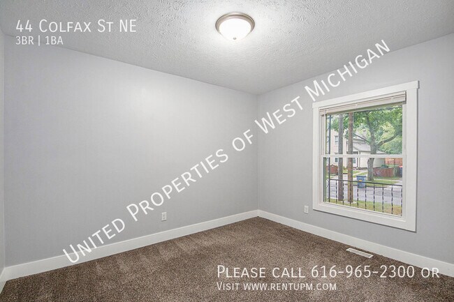 Foto del edificio - 44 Colfax St NE