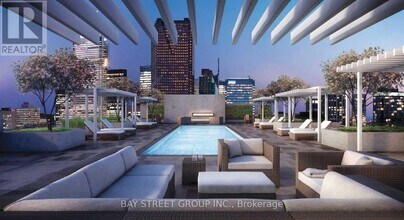 Building Photo - 25 Richmond St E