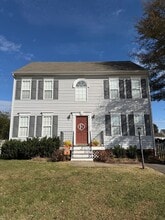 Building Photo - 7016 Tulane Ave