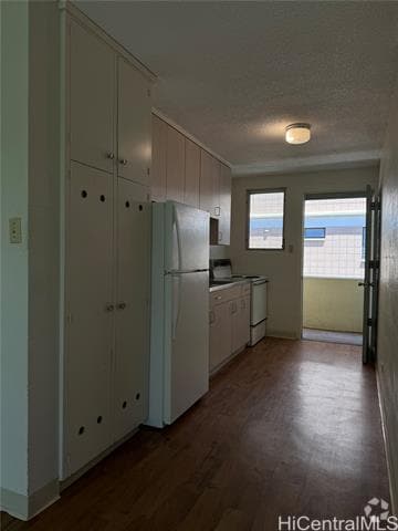 Building Photo - 2634 Nakookoo St