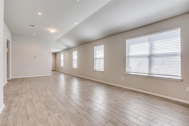 Foto del edificio - 2800 Joe Dimaggio Blvd